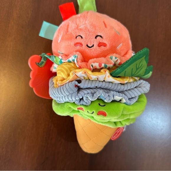 ๐3/$20๐ Melissa & Doug Ice Cream Take Along Clip-on Infant Toy with Vibration - Picture 3 of 4